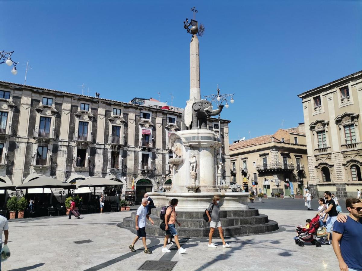 Duomo Home Catania Bagian luar foto